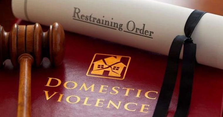 How a Domestic Violence Lawyer in Delhi Can Protect Your Rights and Safety